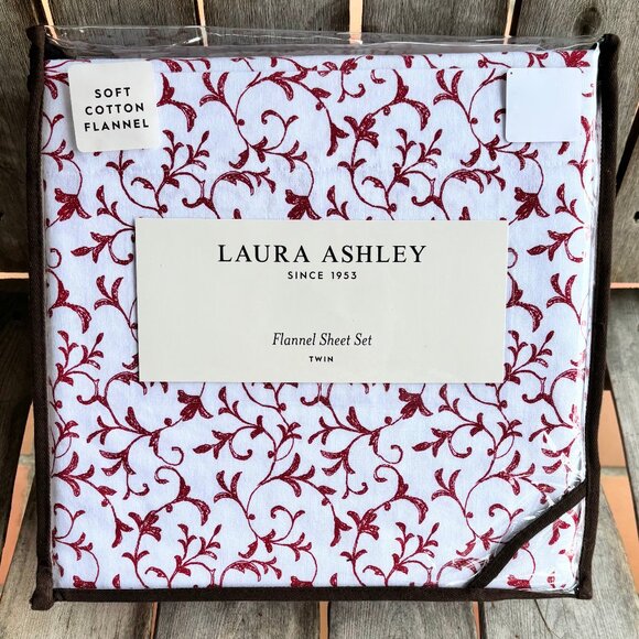 Laura Ashley ANNA SCROLLS Cotton Flannel 3-pc TWIN Sheet Set - (RED scrolls)